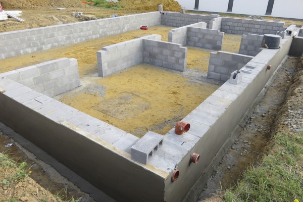 Bezpieczny i trwały fundament domu jednorodzinnego