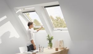 VELUX º Okno dachowe GLU z klamką na dole