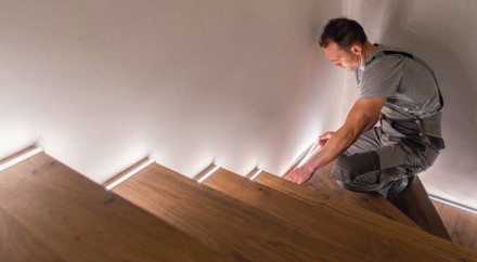 M jak Mrówka Światło na domowych traktach
