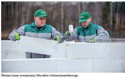 H+H - Montaż ściany zewnętrznej z bloczków z betonu komórkowego.