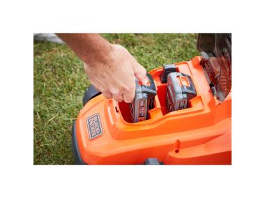 Zdjęcie: Kosiarka 2x18V, 33 cm z dwoma 2.5Ah bateriami i 2A ładowarką BLACK&DECKER