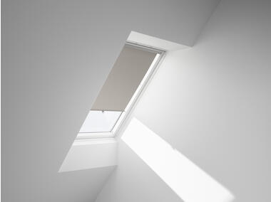 Roleta przyciemniająca RHZ MK00 4219 na haczykach VELUX