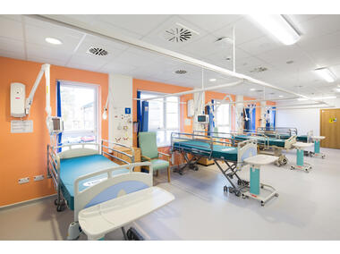 Zdjęcie: Płyta sufitowa MediCare Standard E24 600x600x15 mm akustyczny sufit podwieszany ROCKFON