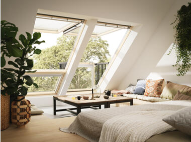 Zdjęcie: Okno GPL 3068 drewniane klapowo-obrotowe, 78x118 cm VELUX