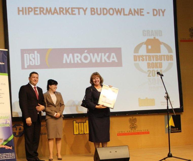 grupa-psb-otrzymala-dwa-tytuly-dystrybutora-roku-2014